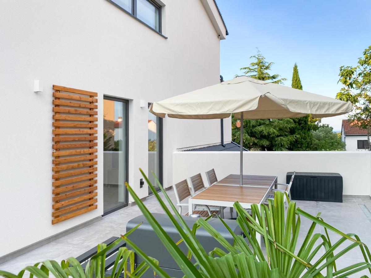 Villa Brig 36 Premantura Exterior photo